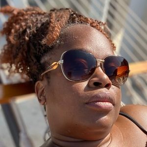 Meet your Posher, Kamilah